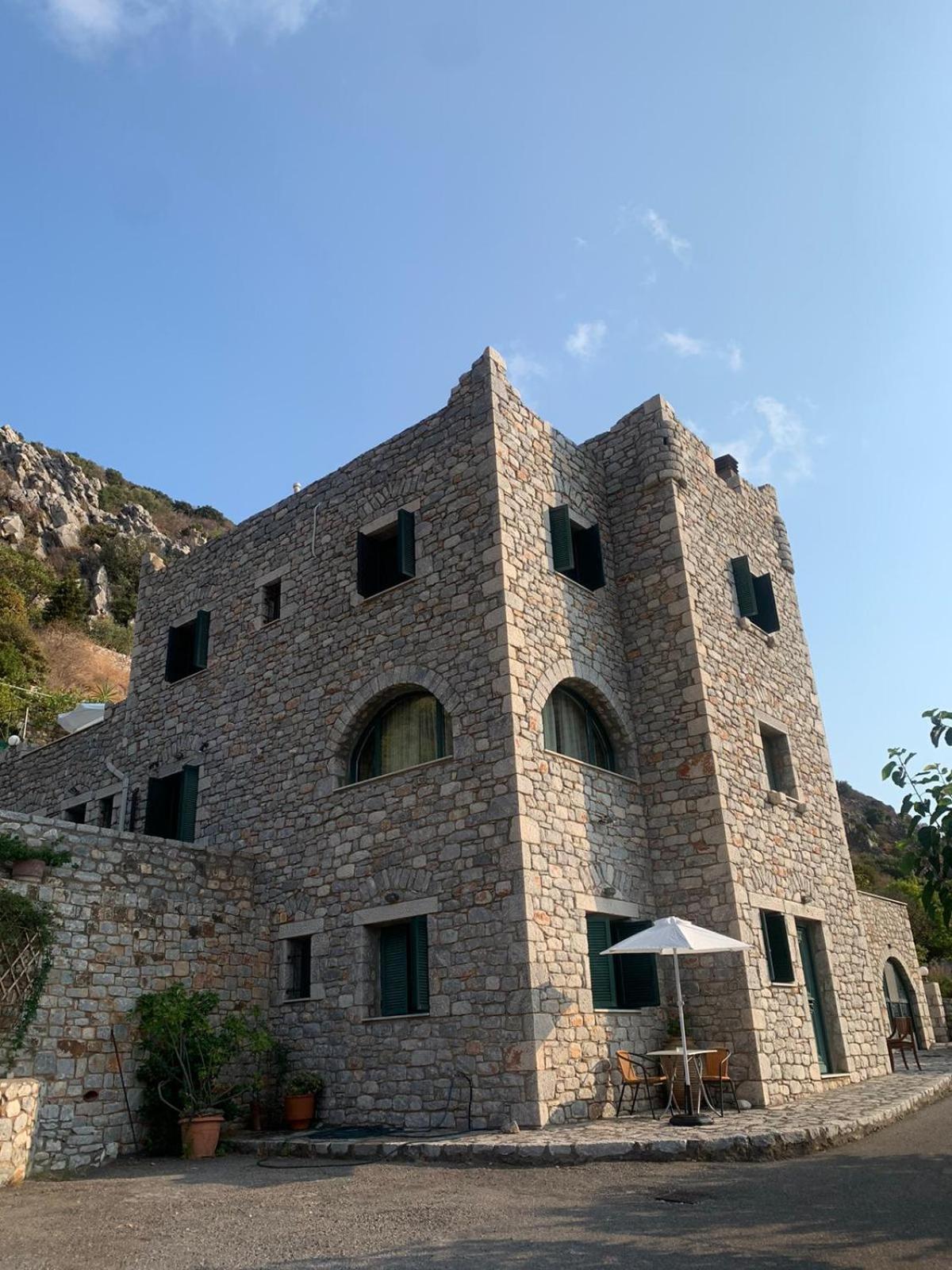 Vatoulia House Aparthotel Néon Oítilon Exterior foto